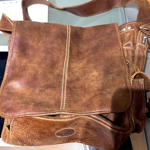 🌟HOST PICK🌟 Vintage ROOTS Milano Tribe Messenger / Laptop  Shoulder Bag✨ - Picture 1 of 16